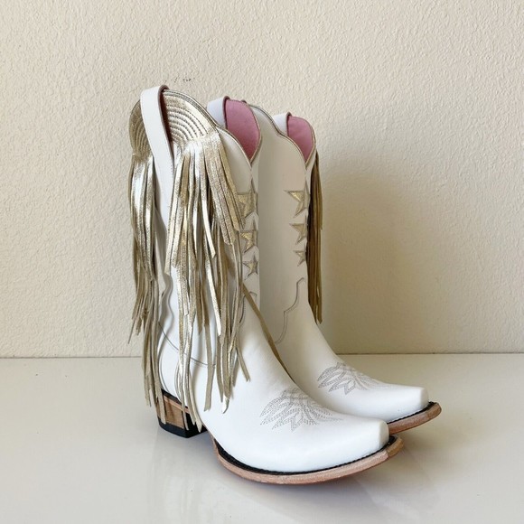 Junk Gypsy Womens Boots Sz 7.5 White Silver Stars Snip Toe Fringe Shortie Zipper - Picture 2 of 12